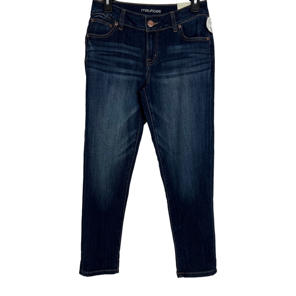 NWT MAURICES Women’s Blue Jeans Sz 6 Mid-Rise Crop Distressed Stretch Pockets